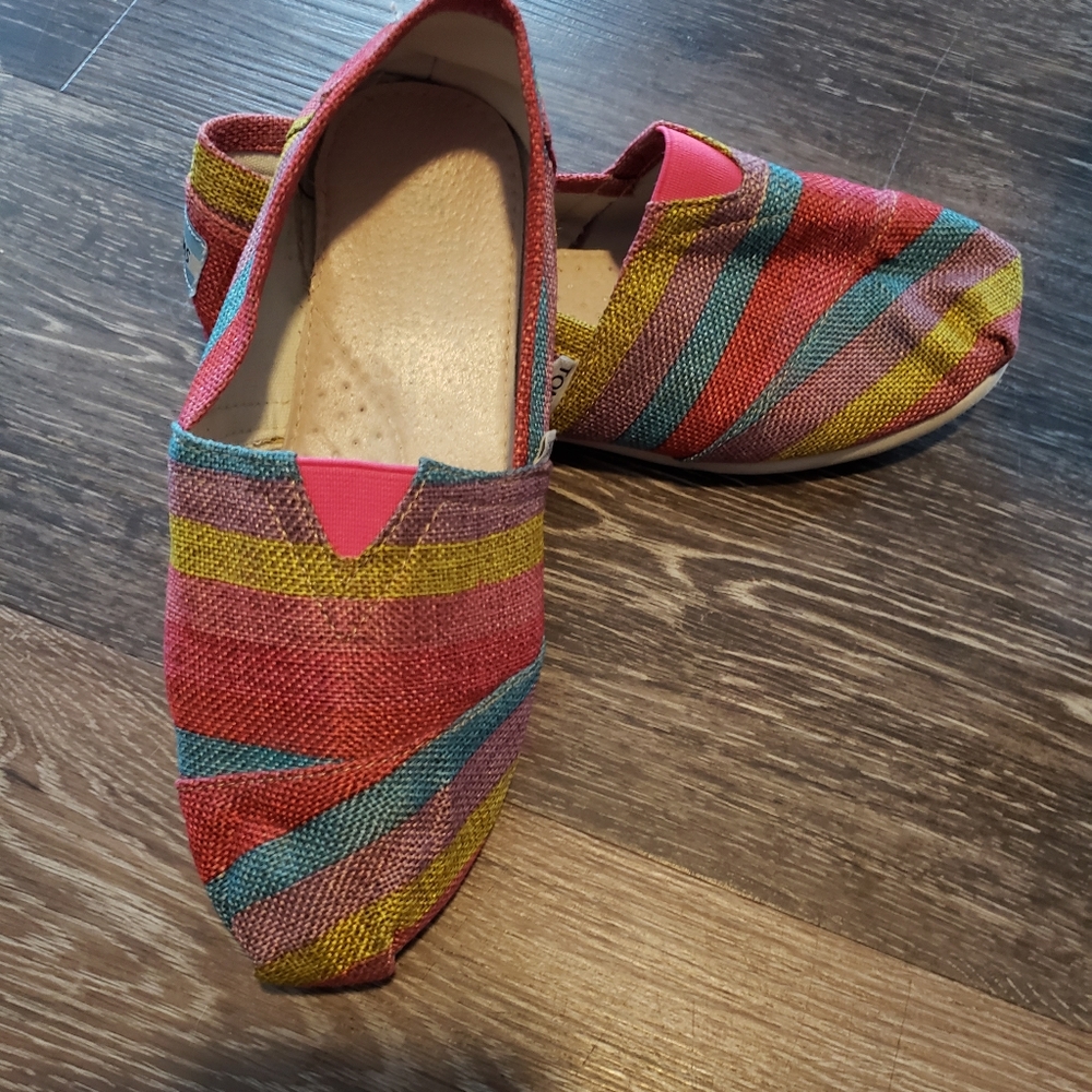 TOMS Slip Ons Multicolor